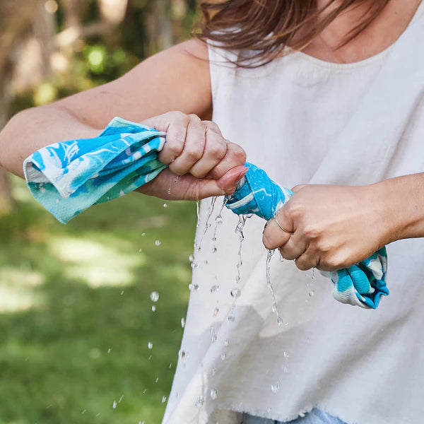 Dock & Bay Cooling Towel - Take A Dip