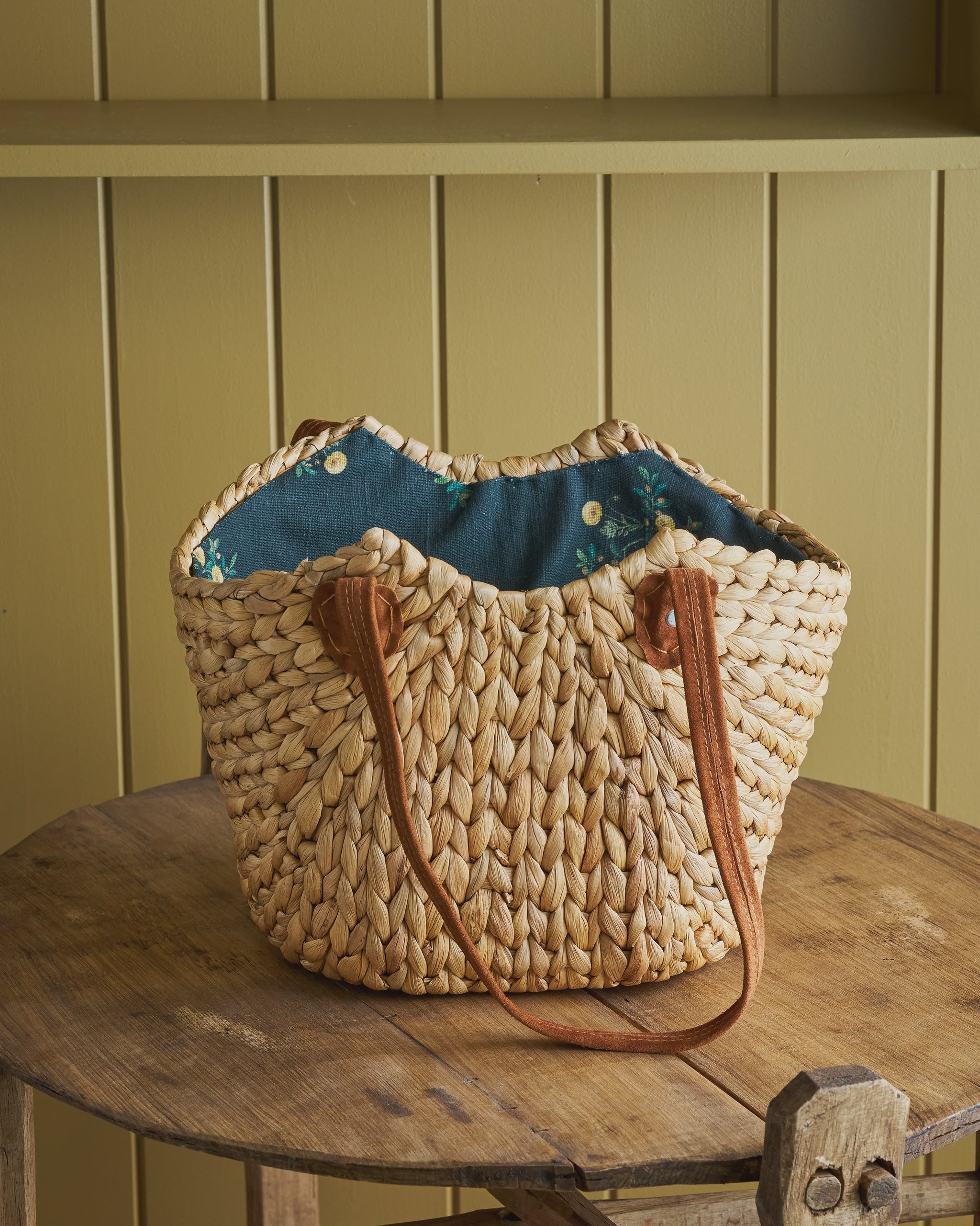 Market Lane Basket - Meadow with Suede Handles