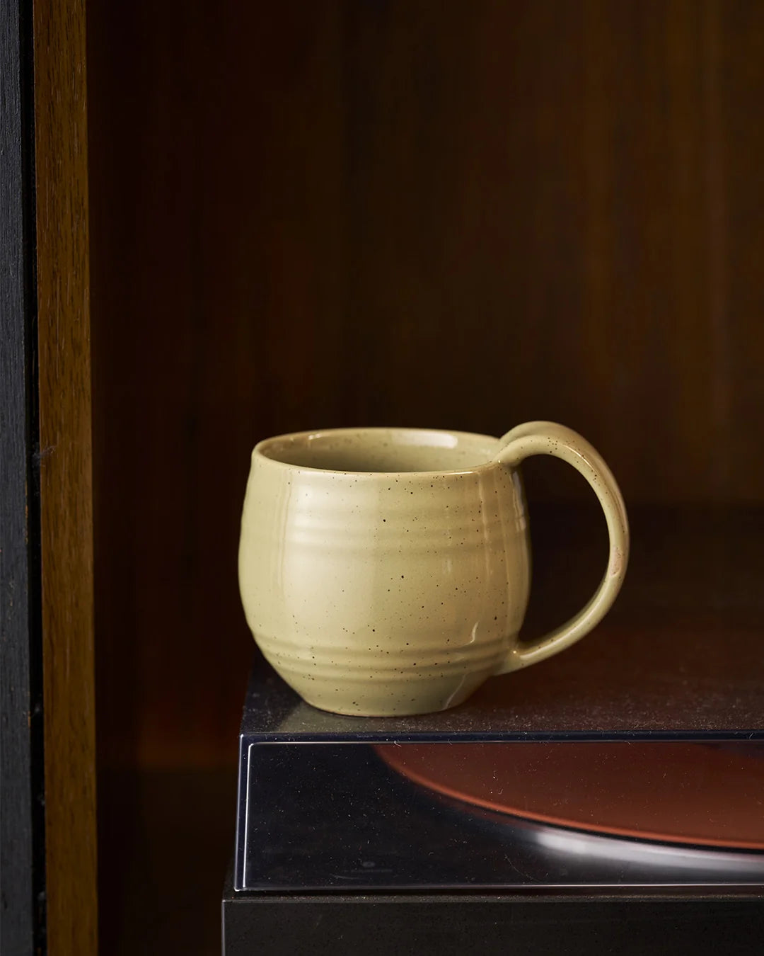 Embrace Mug - Peppercorn