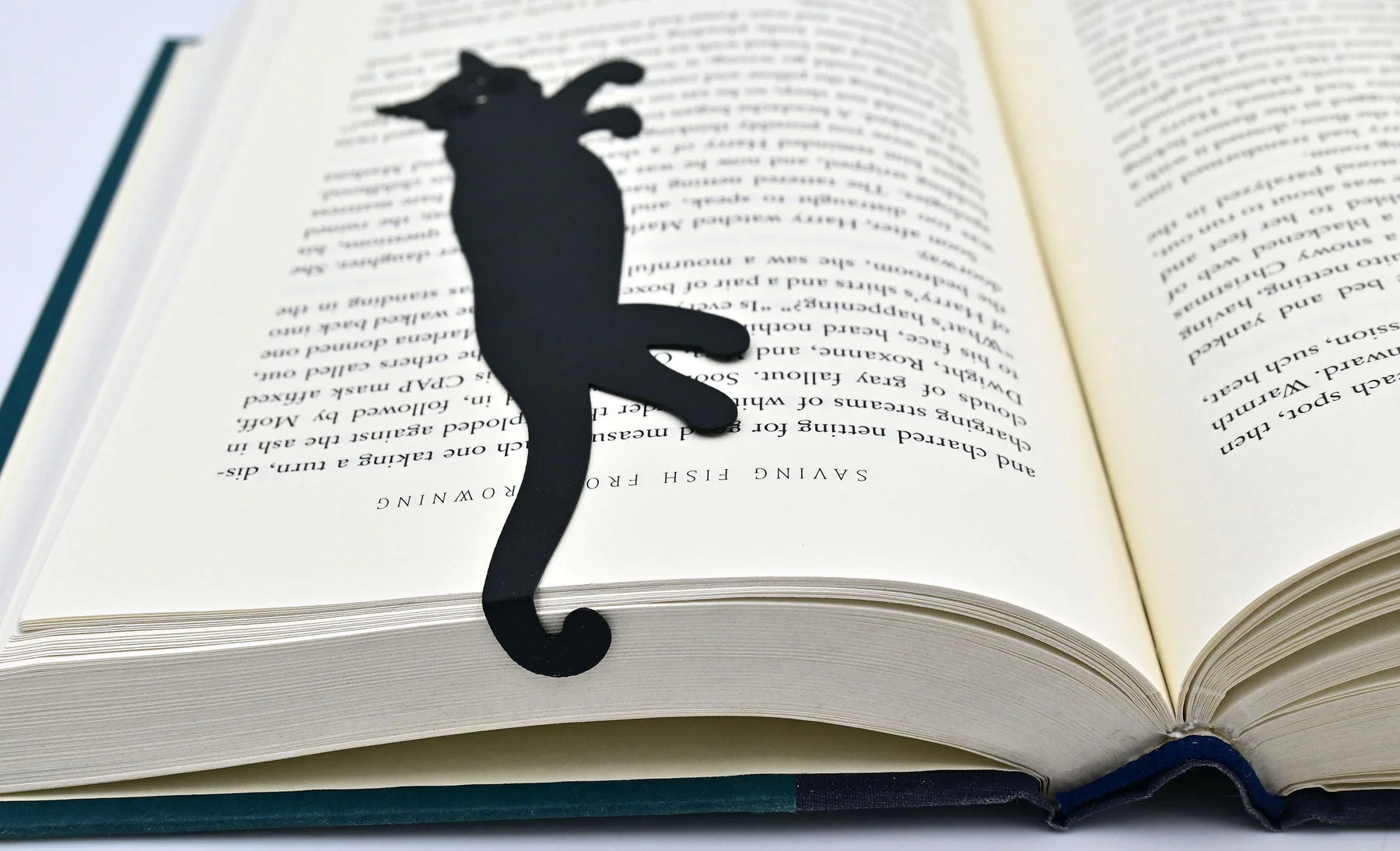Book Hugger Metal Bookmark - Curious Cat