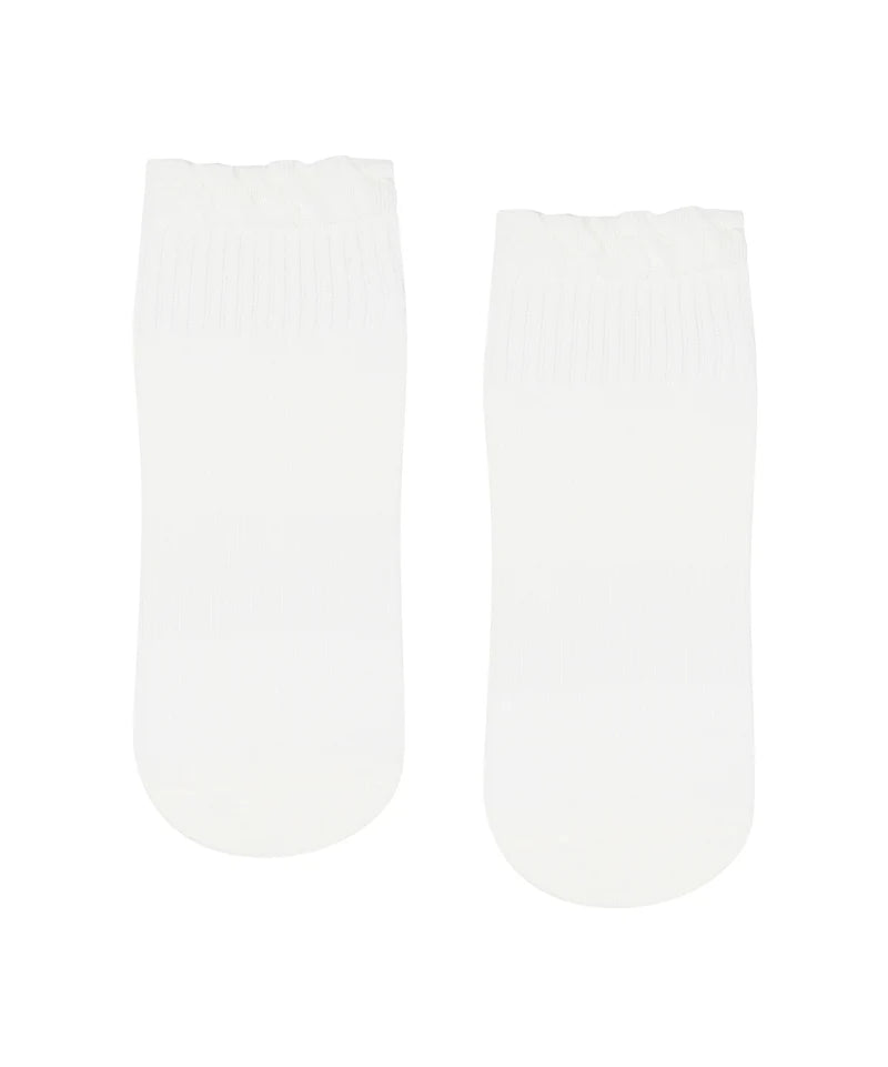 Quarter Crew Grip Socks - Snow Ruffle