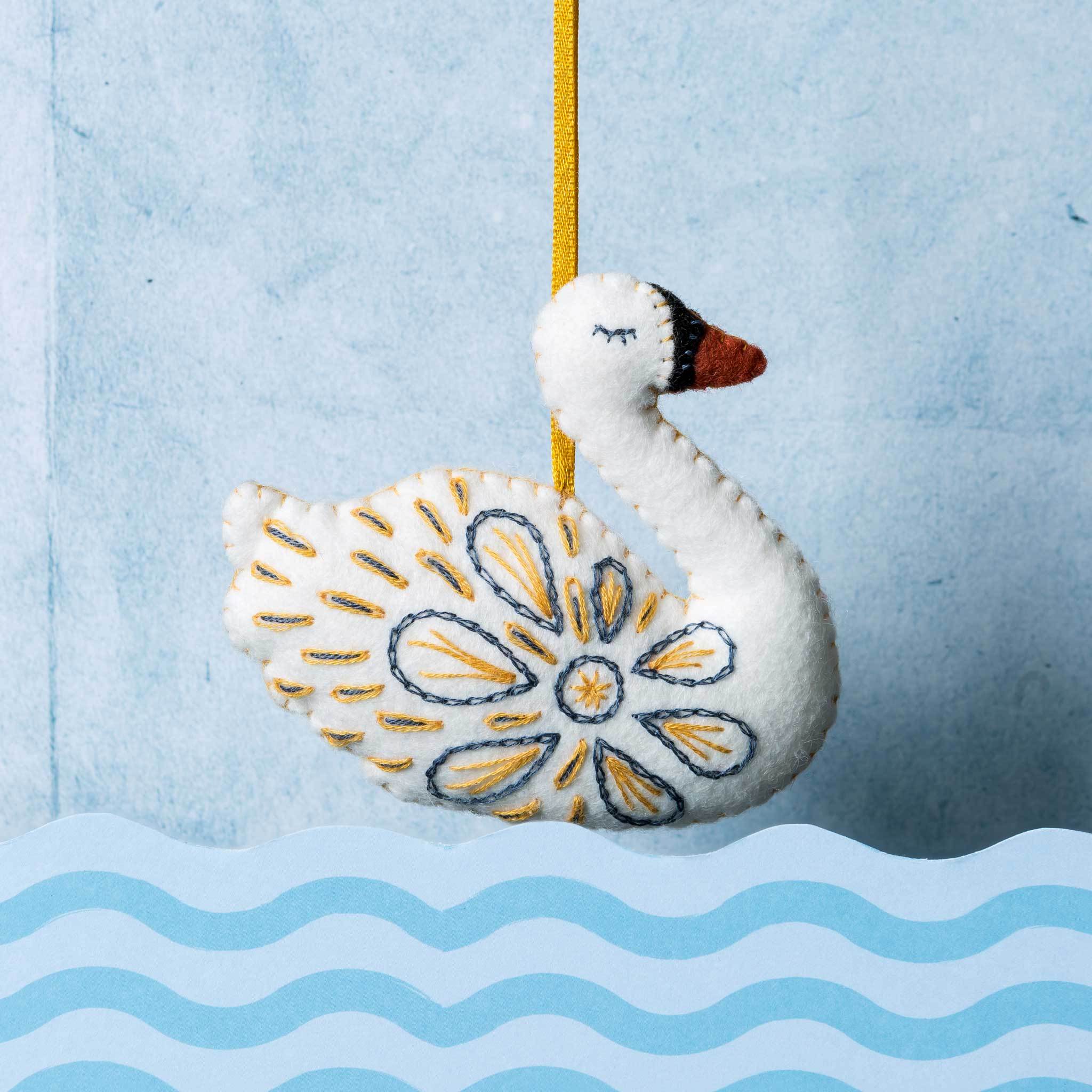 Mini Felt Craft Kit - Swan-A-Swimming