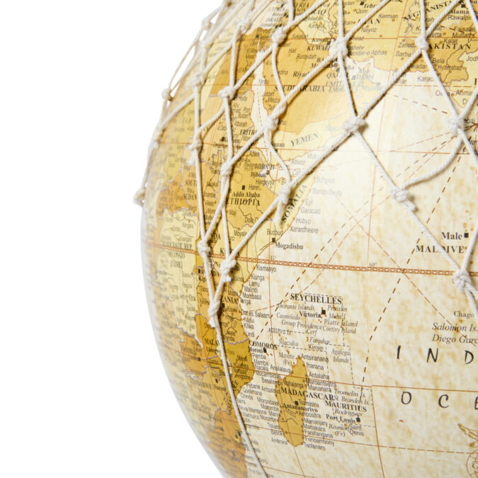 Hot Air Balloon Globe 20cm - Ivory