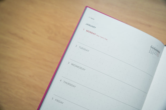 Luxe 2026 A5 Week-To-View Diary - Sunrise