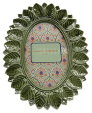 Oval Leaf Frame Green