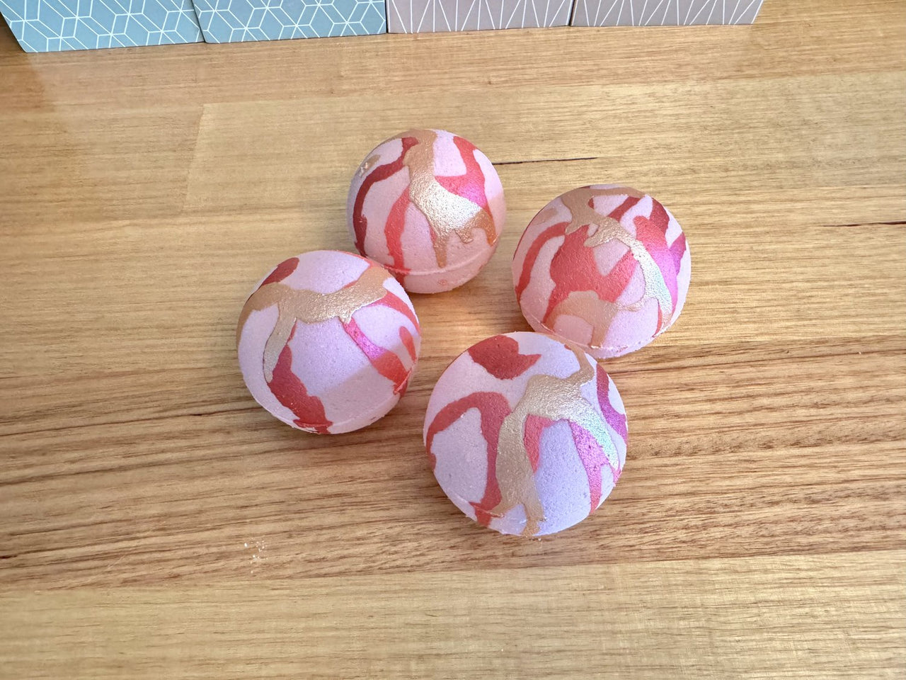 Goat Milk Bath Bomb - Peach Peony and Pearl