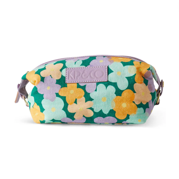 Bush Daisy Toiletry Bag
