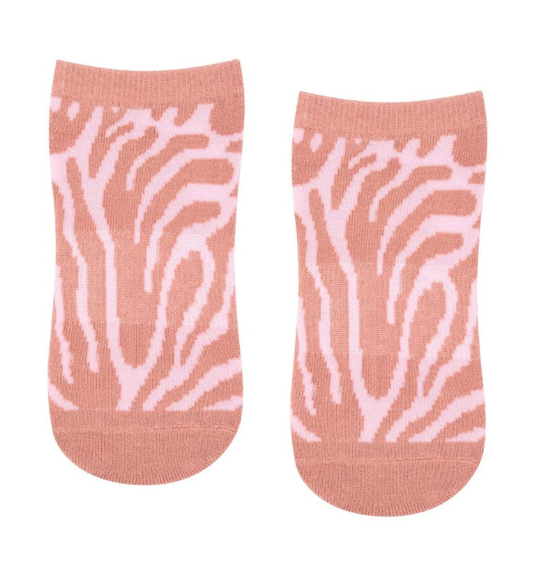 Classic Low Rise Grip Socks - Grapefruit Coral