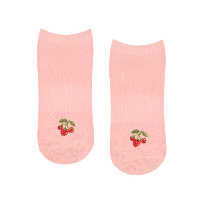 Classic Low Rise Grip Socks - Strawberry Patch
