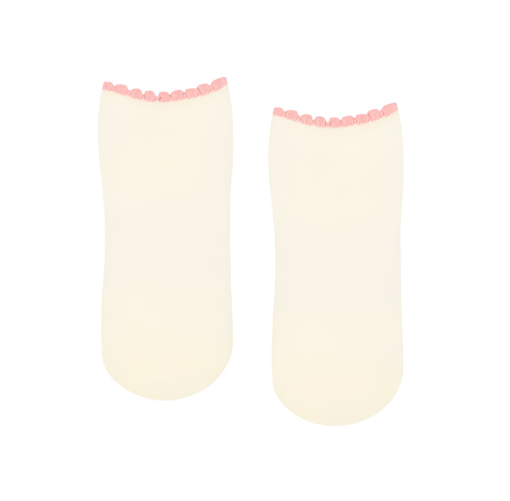 Classic Low Rise Grip Socks - Buttercream Frill