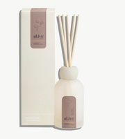Reed diffuser -   raspberry blossom & juniper
