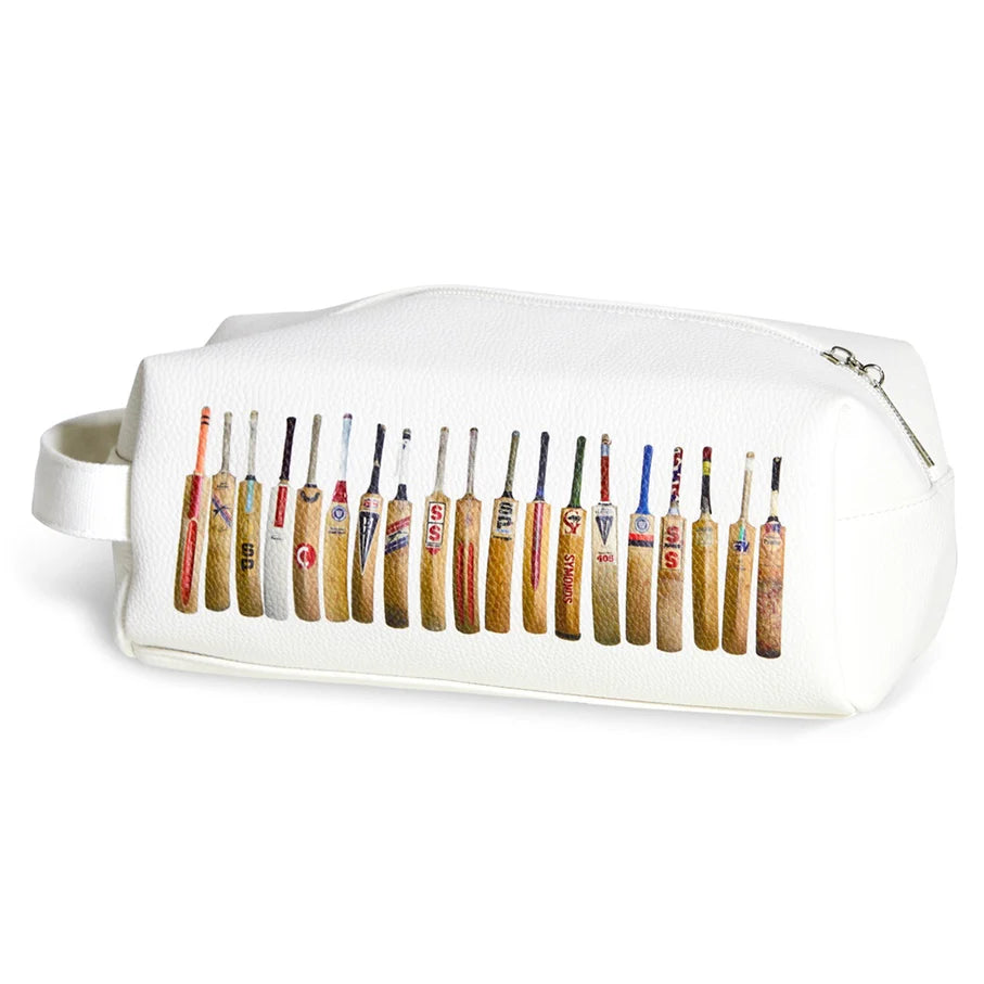 Vintage Toiletry Bag - Bat Line Up White