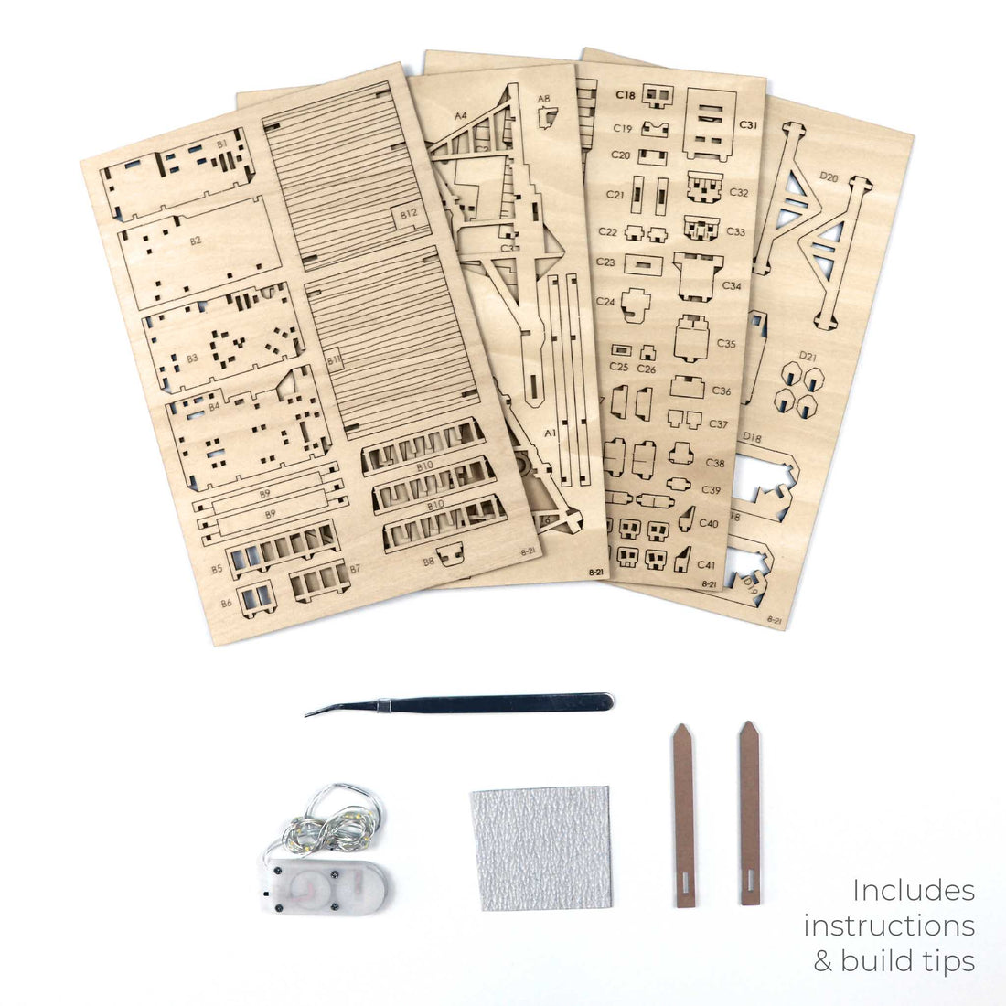 Tiny Tree House Small - Tropical Lookout