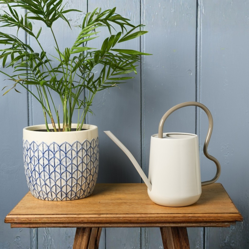 Scalloped Indoor Watering Can 1.2L - Mushroom