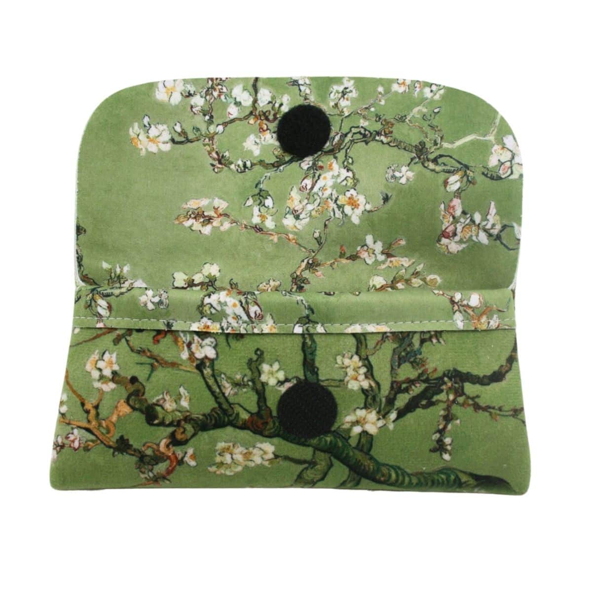 Velour Glasses Case - Amandiers (Light Green)