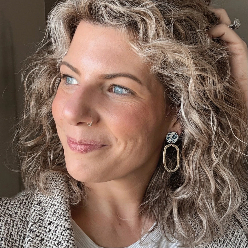 Horizon Stud Earrings - Thrifted China