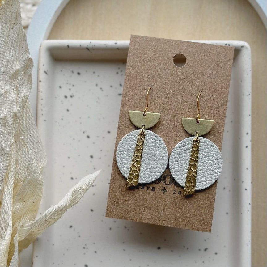Crest Drop Earrings - Fossil