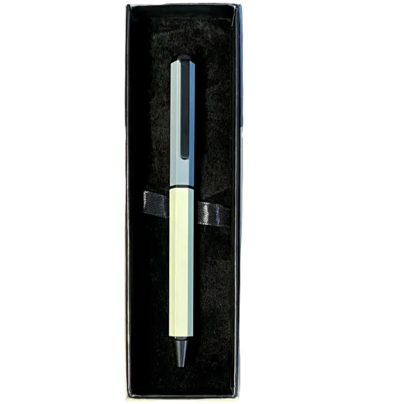 Hexagonal Pen