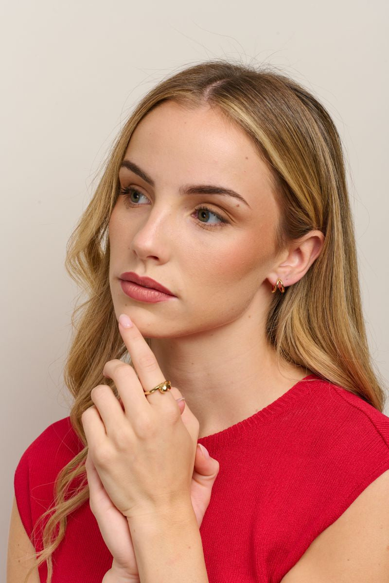 Viola Huggie Earrings - Gold
