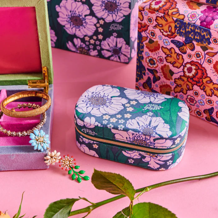 Tumbling Flowers Green Velvet Jewellery Box - Travel