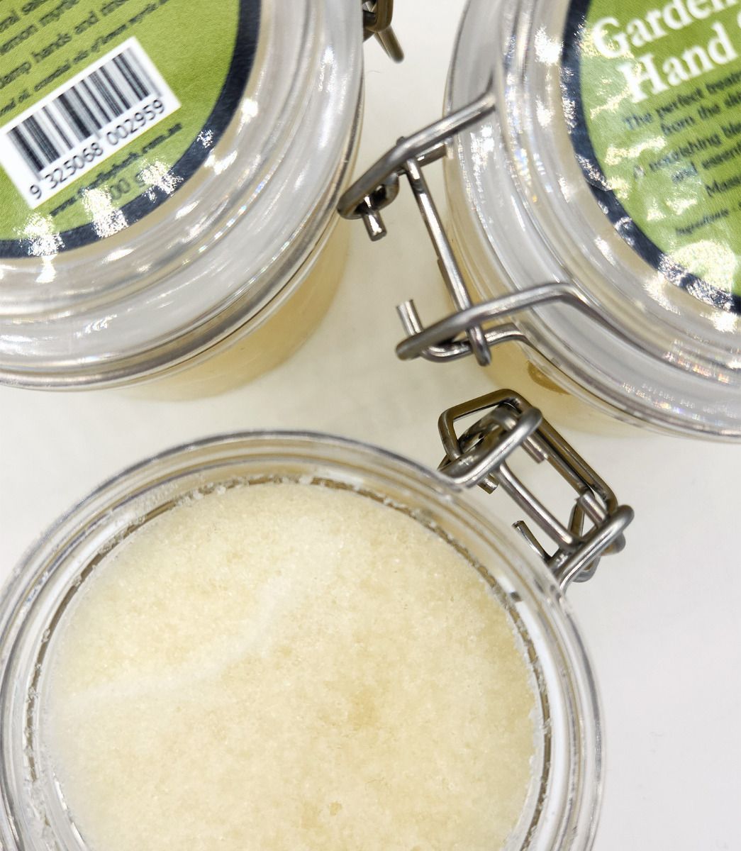 Garden Lovers Gardener's Hand Scrub