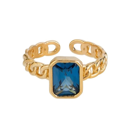 Gold Rope with Stone Cleo Ring