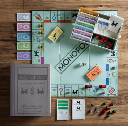 Vintage Bookshelf Game - Monopoly