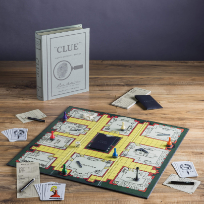 Vintage Bookshelf Game - Clue