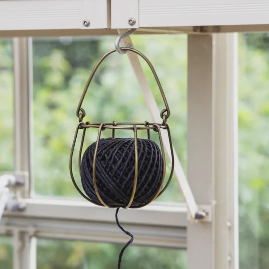 Wirework Sting Holder and String