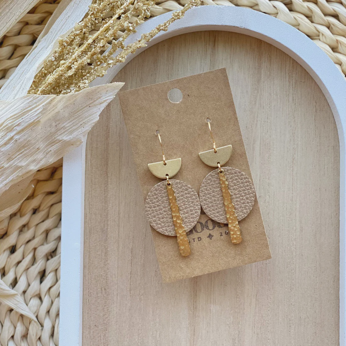 Crest Drop Earrings - Latte