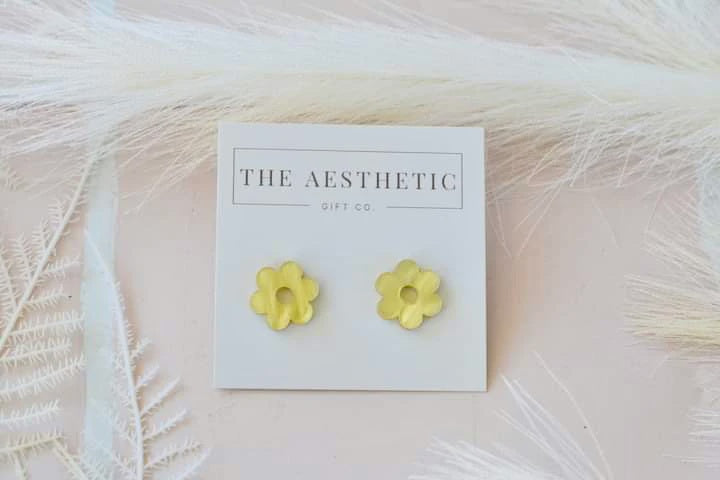 Pearl Yellow Tina Flower Studs