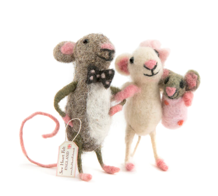 Felt Mouse Mum and Dad - with Baby Girl