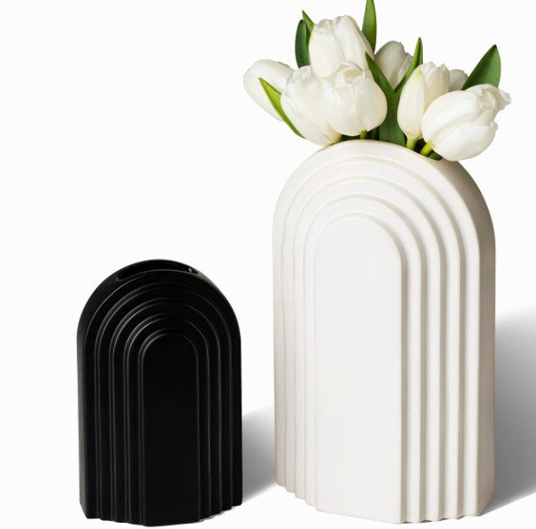 Black and White Arch Vase Set